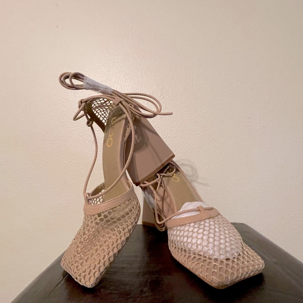 Journée Lace Up Fishnet Square Toe Statement Block Heel In Nude